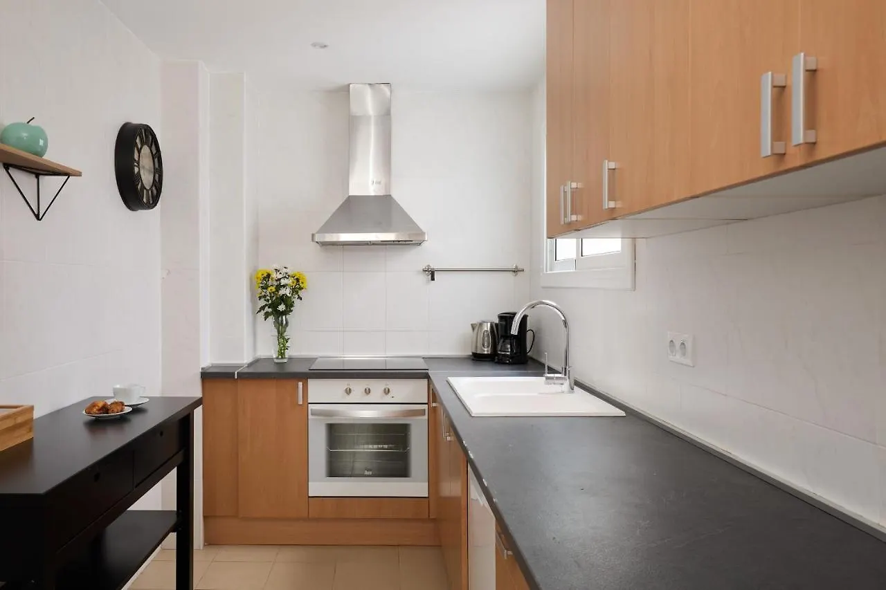 Casa Cosi - Casanova 7 Apartment Barcelona